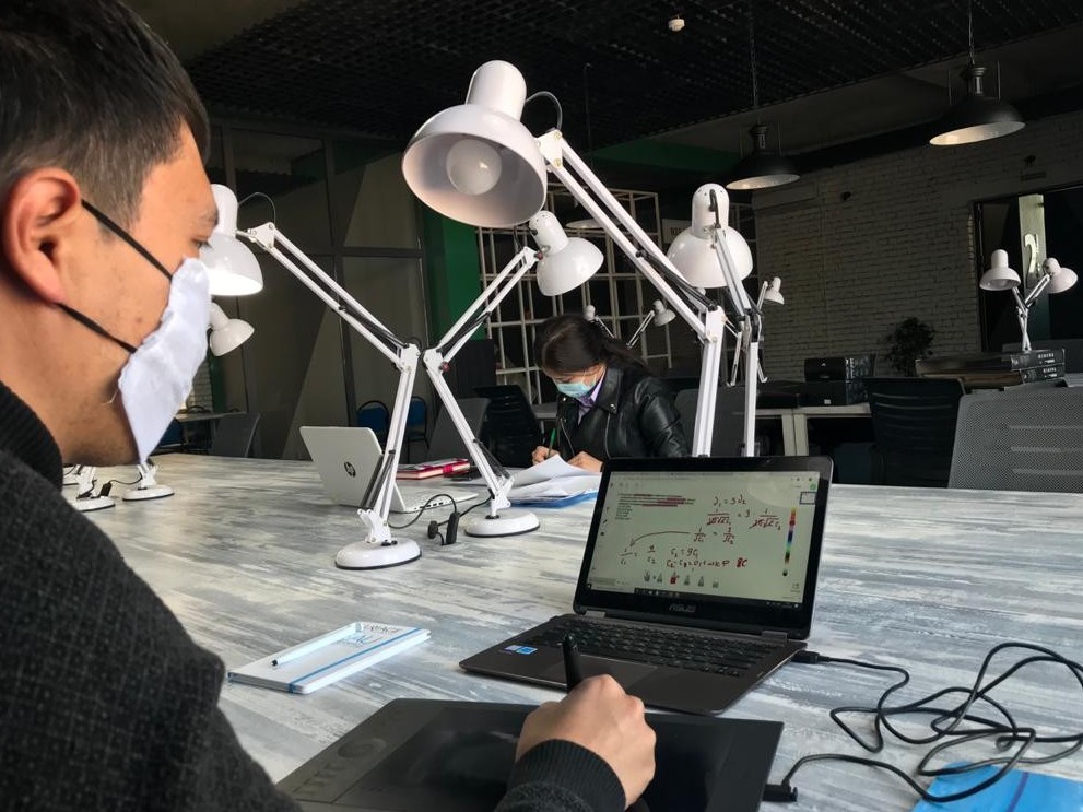 Túrkistan: Is-sharalar onlaın rejımde uıymdastyrylýda