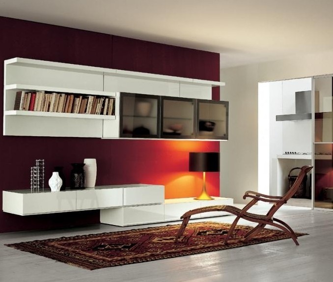 Belgili bloger qonaq úı ıelerin koronavırýspen kúreste birge bolýǵa shaqyrdy