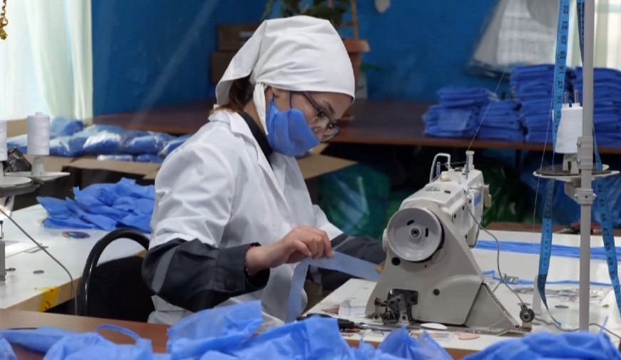 Meshit pen túrme de maska tigýge kiriskenimen másele áli sheshilgen joq