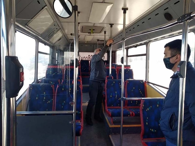 Qostanaı: Qoǵamdyq kólikterdiń sanıtarlyq tazalyǵy syn kótermeıdi