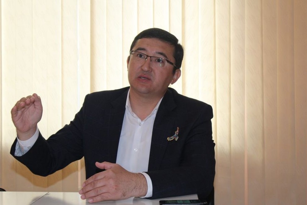 Túrkistandyq kásipker koronavırýsqa qarsy kúreske 10 mıllıon teńge bóldi