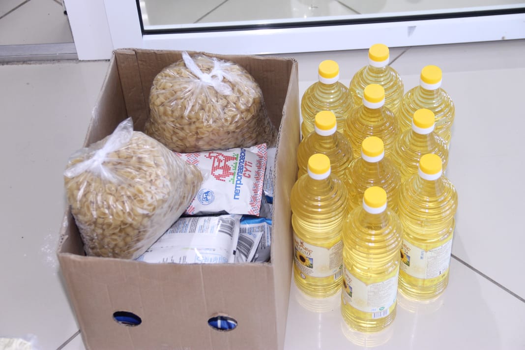 Batys Qazaqstan eriktileri 437 otbasyna kómektesti