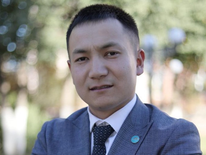 Qaıtalanatyn ýaqytta, qaıtalanbaıtyn sátter-aı   