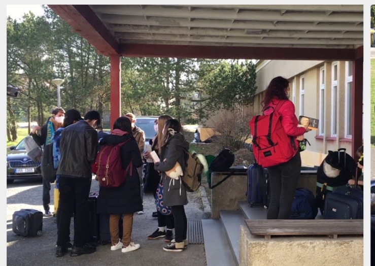 Qazaqstandyq dıplomattar Chehııadaǵy otandastarymyzdy evakýasııalady