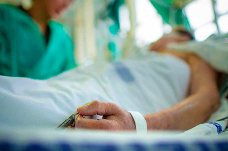 Batys Qazaqstanda provızorlyq stasıonarda 65 adam jatyr