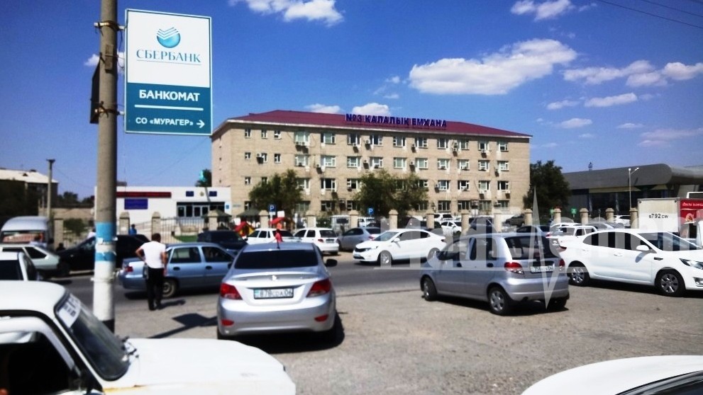 Atyraýda №3 emhananyń jumys isteý rejımi ózgerdi