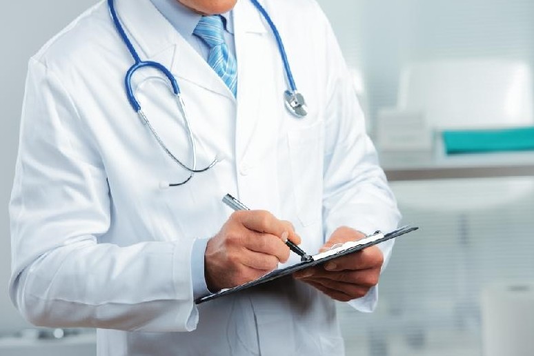 Qaraǵandy oblysynda dárigerlerge syıaqy berile bastady