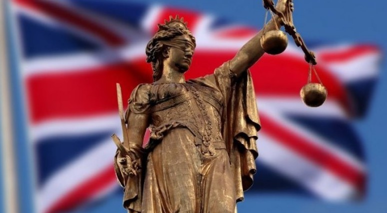 Alǵashqy tarıhı vırtýaldy sot otyrysy