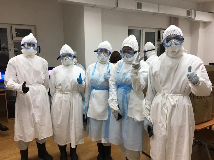 Medısına ýnıversıtetiniń stýdentteri karantın ortalyqtarynda boldy