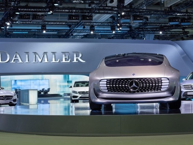 Daimler AG keminde 10 mlrd eýro nesıe alý boıynsha kelissózder júrgizýde