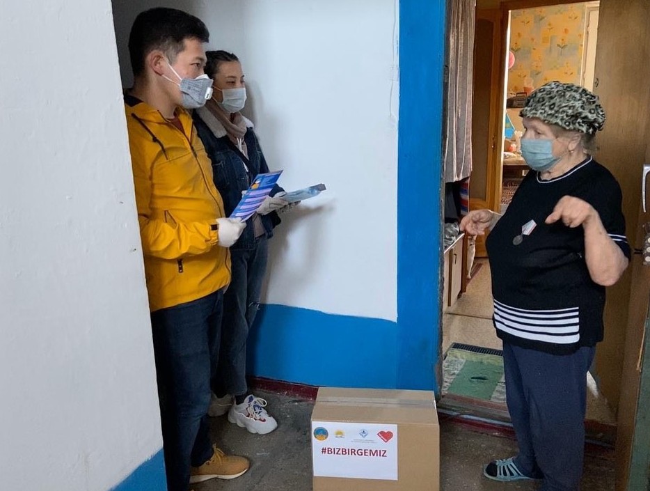 Pavlodarda «Biz birgemiz!» aksııasy aıasynda 900-ge jýyq otbasyǵa kómek kórsetildi