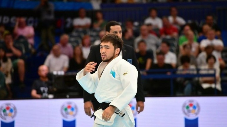 Eldos Smetov Olımpıadalyq reıtıngte úzdik úshtikte keledi