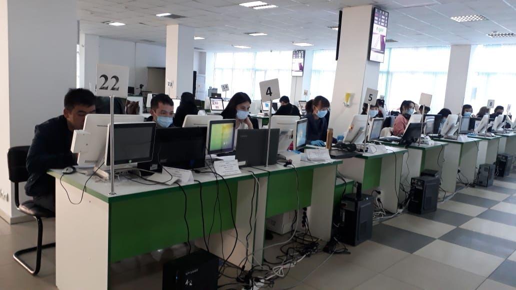 Almatyda onlaın-keńesshilerdiń sany artty