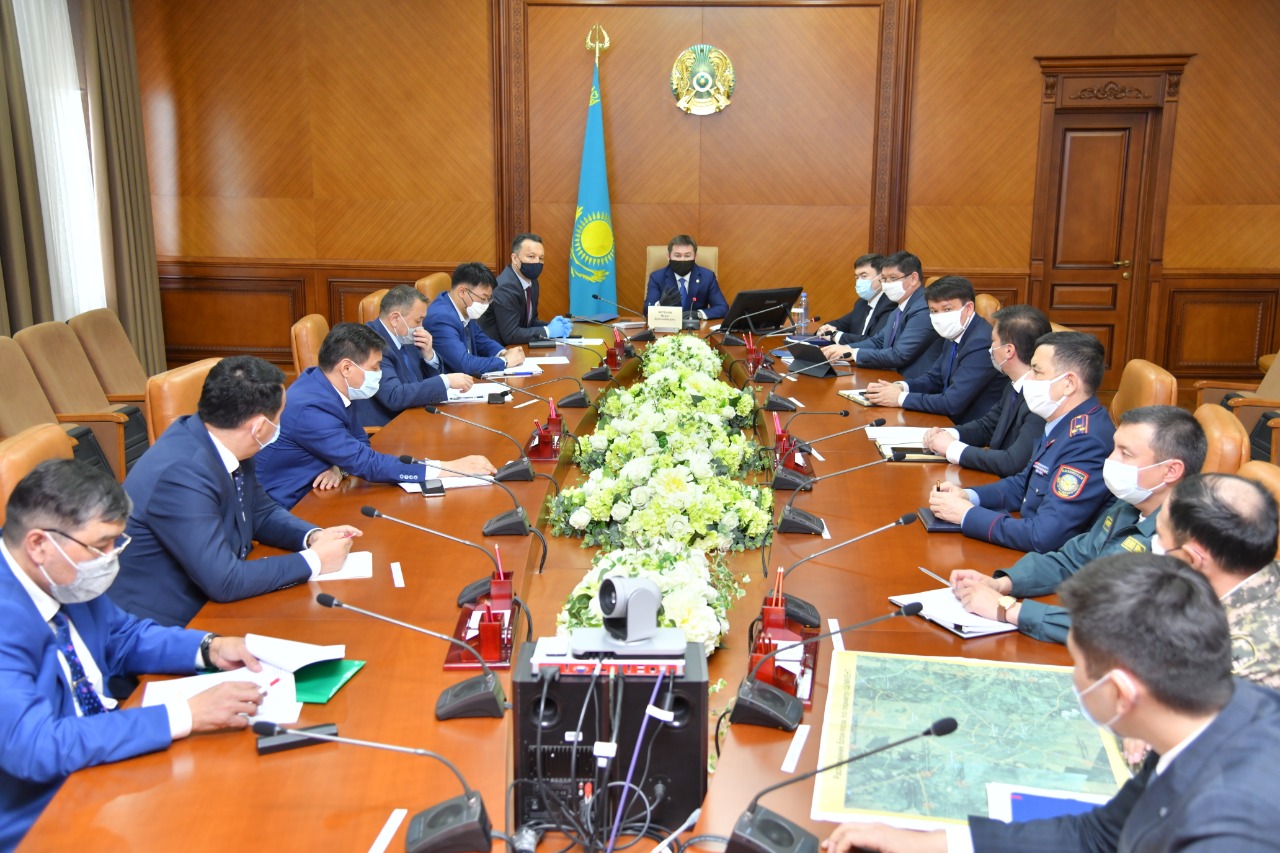 Shymkent: TJ rejımin qamtamasyz etý   jónindegi óńirlik shtabtyń kezekti otyrysy ótti