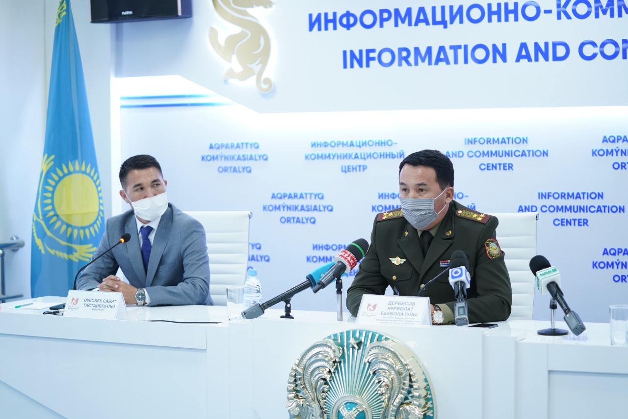 Shymkentte engizilgen shekteý sharalary halyqqa árbir 2 saǵat saıyn jetkizilýde