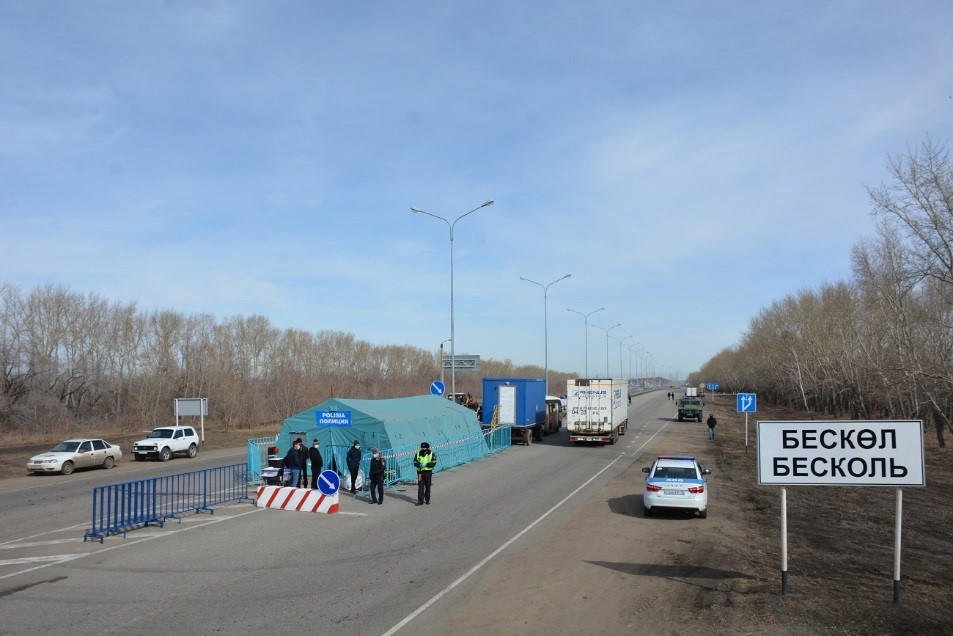 Petropavldyń blok-beketterinen bir túnde 800-den astam kólik ótti