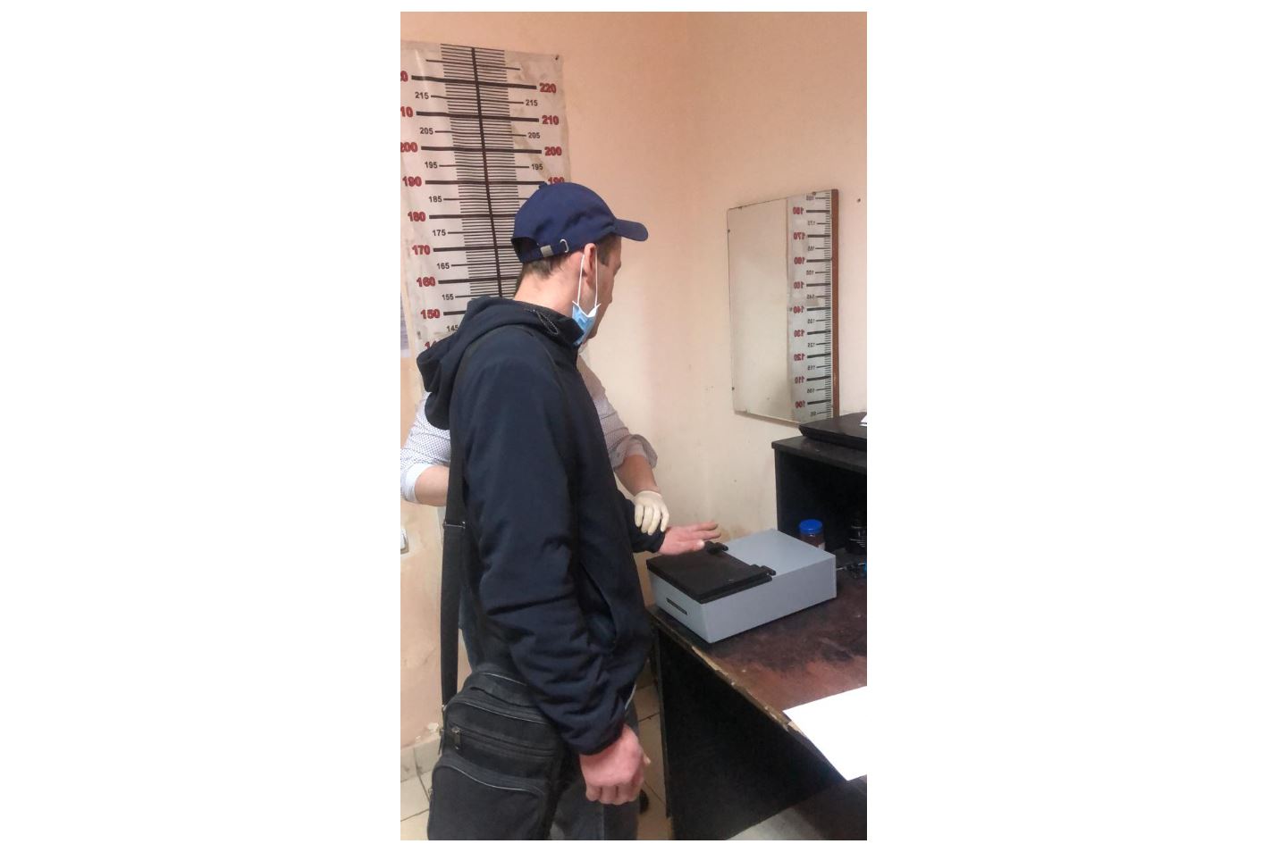 Qostanaıda jolaýshydan maska kııýdi talap etken avtobýs júrgizýshisi soqqyǵa jyǵyldy