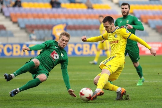 Fýtbol: Belarýs chempıonatyna qyzyǵýshylyq artýda