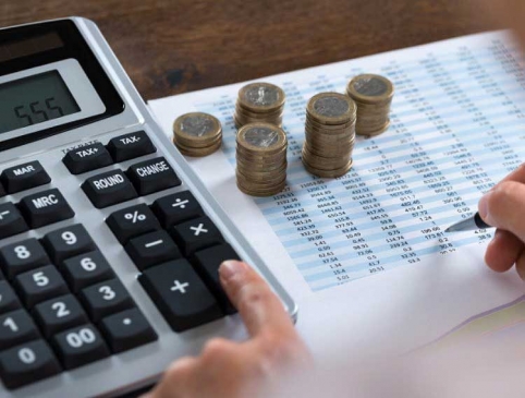 Qazaqstannyń iri bıznes ókilderi salyq jeńildikterin suraıdy