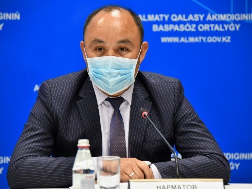 Almatyda 590 myńdaı adamnyń zeınetaqysy men járdemaqysy ósti