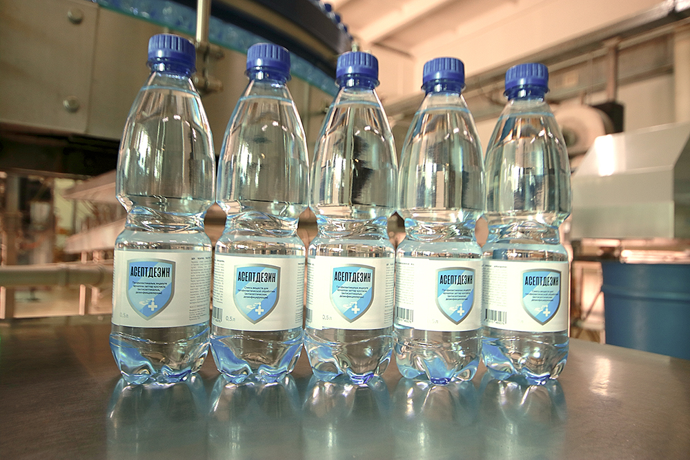 Alkogoldi ishimdikter shyǵaratyn iri kompanııa antıseptıkter jasaı bastady