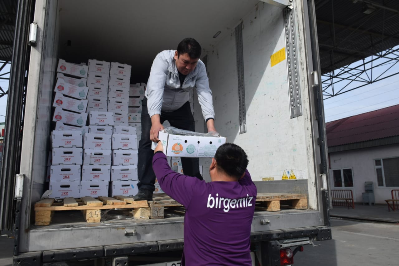 Túrkistan turǵyndaryna 18 tonna kókónis taratyldy