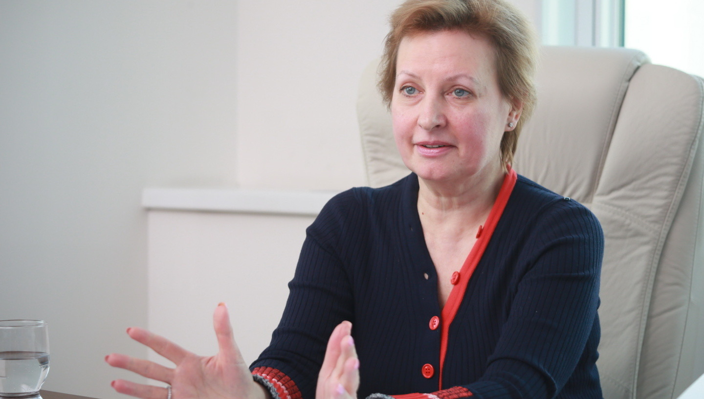 Elena Bahmýtova qarjy naryǵyndaǵy jaǵdaıǵa túsinik berdi