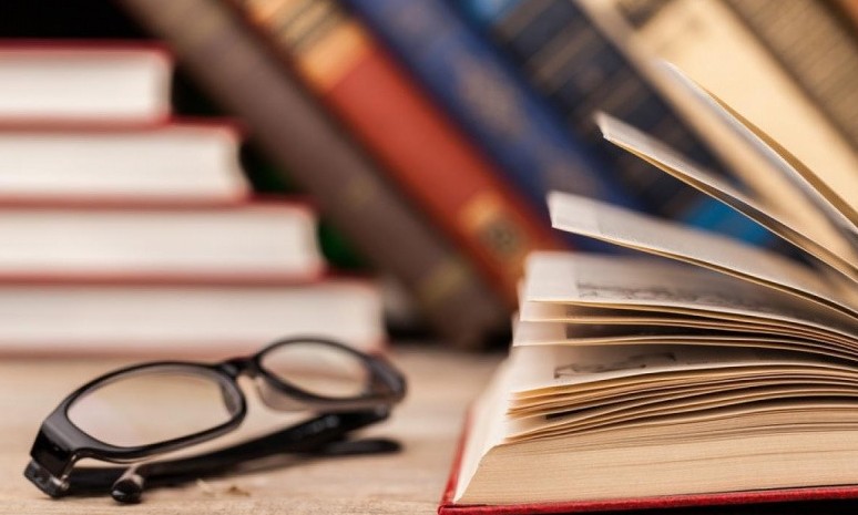 Ádebıet kartasyndaǵy «beımálim aımaq»