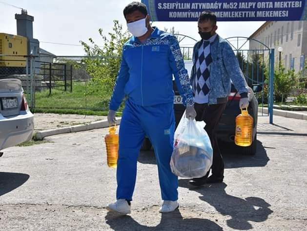 Túrkistan: Meıirimdi muǵalimder