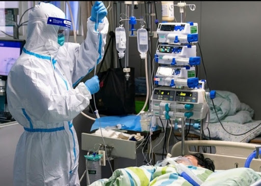 Atyraý: Jeti adam koronavırýstan jazylyp shyqty