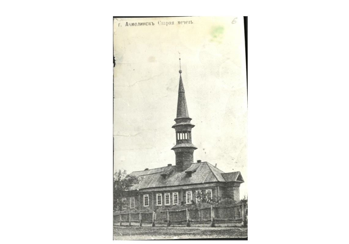 Aqmoladaǵy alǵashqy dinı nysandar qashan jáne qalaı salyndy?