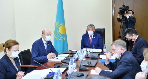 Qoǵamdy alańdatqan másele senatorlar nazarynda