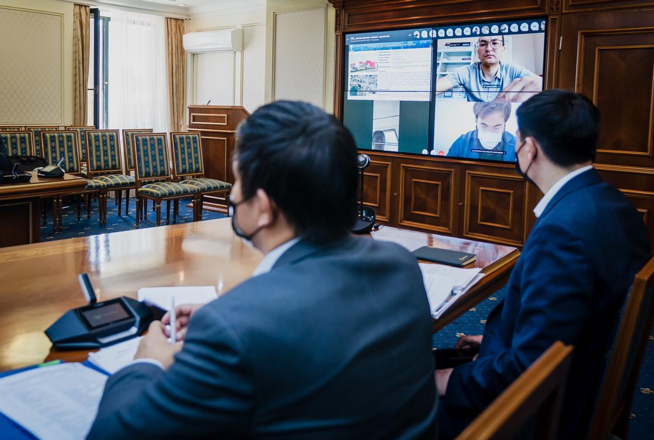 Elorda ákimdiginde ınvestısııalyq keńes onlaın formatta ótti