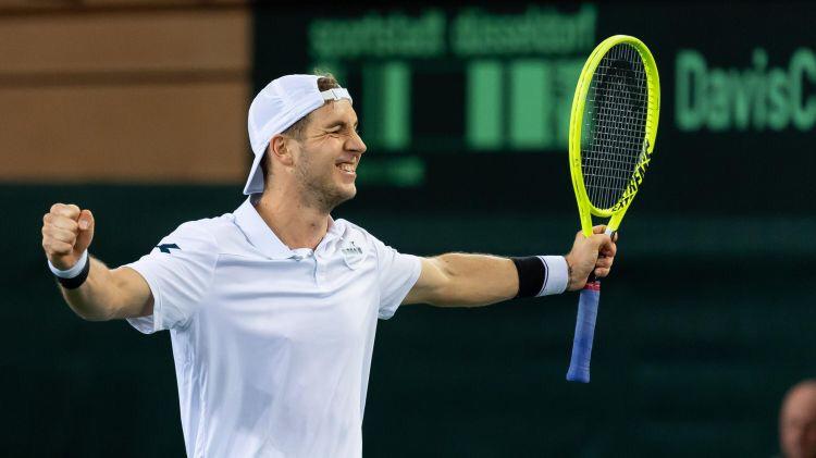 Tennıs uıymdary oıynshylarǵa qoldaý kórsetedi