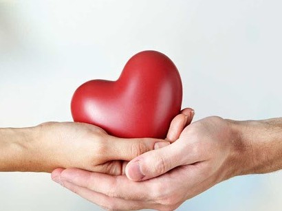 Qaıyrymdylyq qanat jaıyp keledi