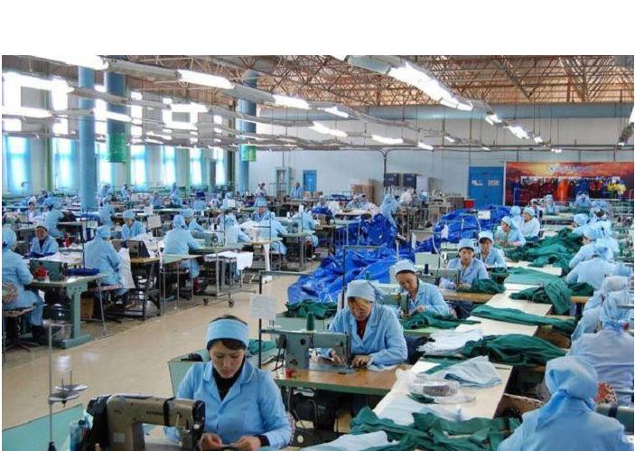 Jeńil ónerkásipke jeńil qaramaıyq