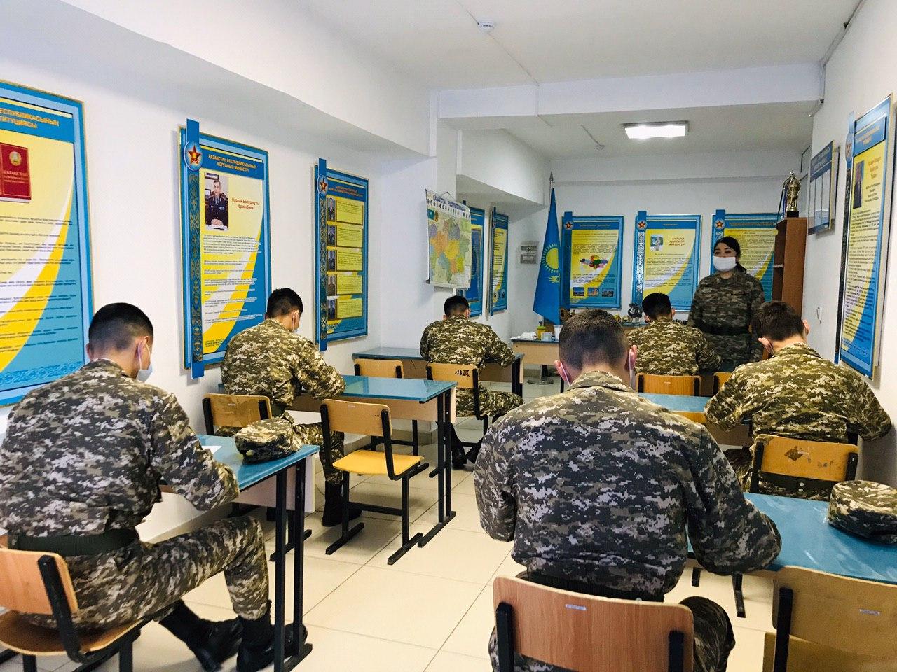 Áskerı psıhologtar shuǵyl rejimde jumys isteýde