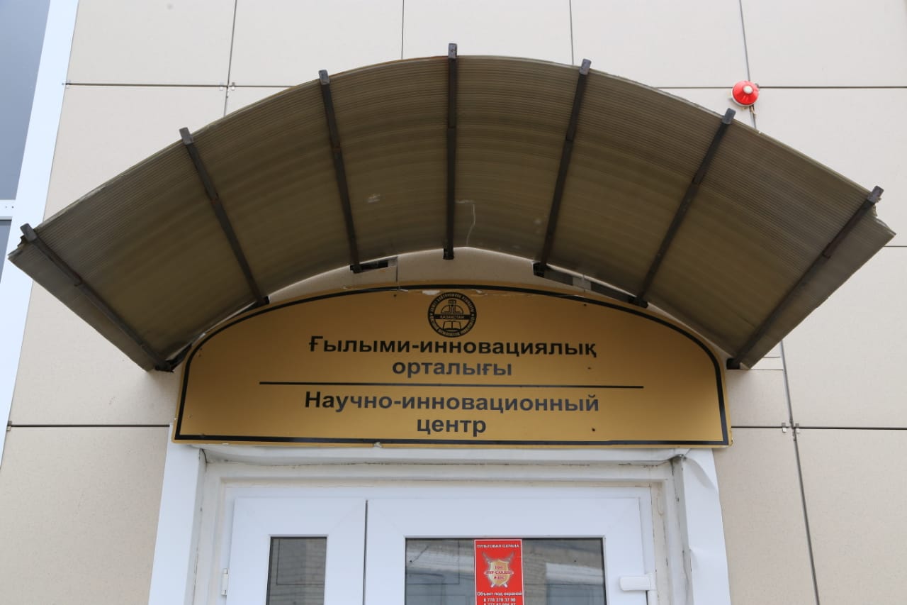 Qostanaı: Dezınfeksııalyq suıyqtyq shyǵaratyn jańa óndiris iske qosyldy