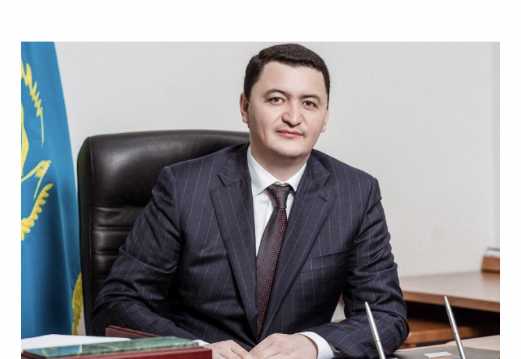 Eks-vıse-mınıstr Kamaljan Nadyrovtan koronavırýs tabyldy