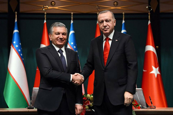 О́zbekstan men Túrkııa prezıdentteri telefon arqyly sóılesti