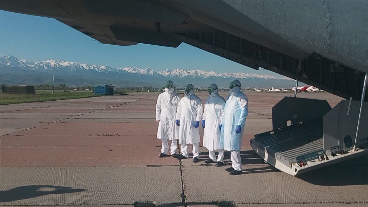 Qytaılyq dárigerlerdiń Qazaqstandaǵy jumysy aıaqtaldy