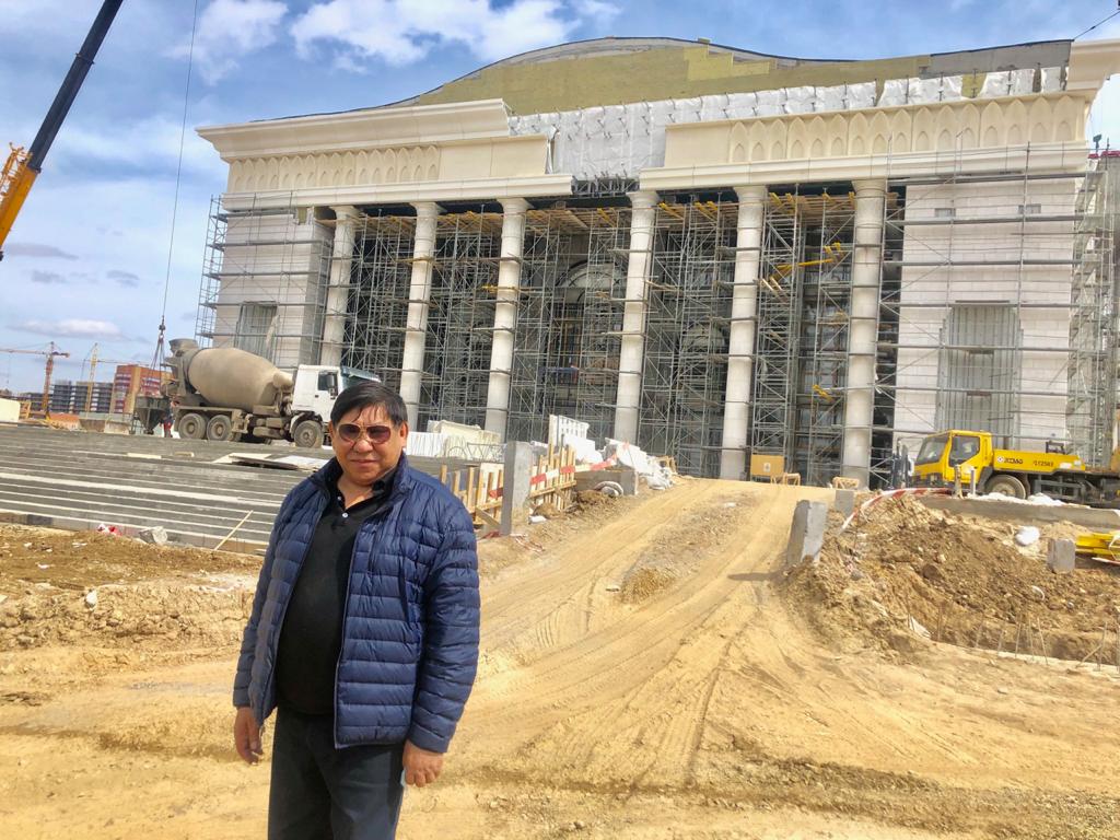 Aldymyzda bir toı bar...