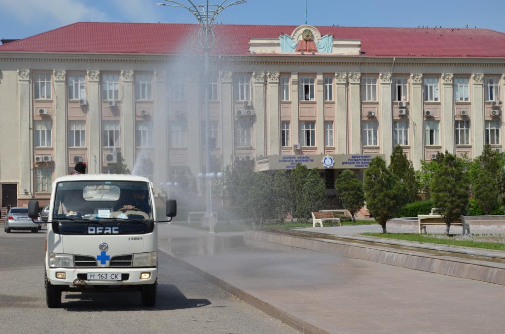 Búgin Taraz qalasyndaǵy 11 aýmaqtyq okrýg dezınfeksııalandy