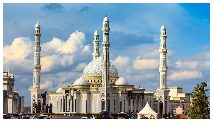 Qosh keldiń, aılardyń sultany!