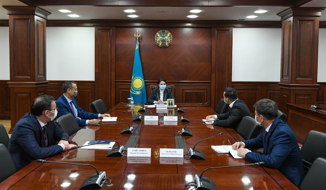 Qyzylorda: Oblys ákimi áıgili sportshyny qabyldady