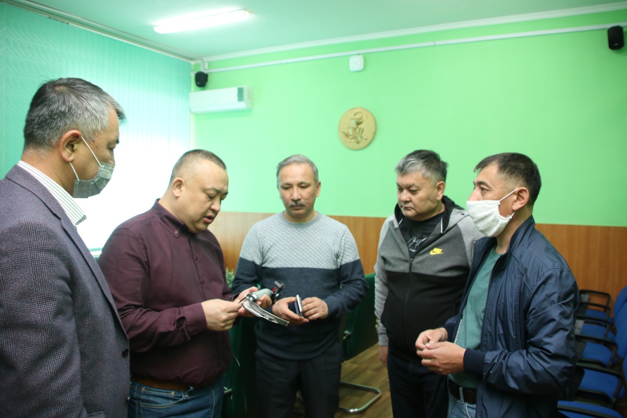 Ersin Júnisov: Koronavırýsqa shaldyqqan naýqasty álemde áli qoldanylmaǵan ádispen emdedik