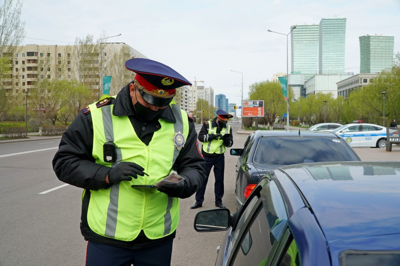 Nur-Sultanda karantın aımaǵynan ótkeni úshin 143 azamat qamaýǵa alyndy