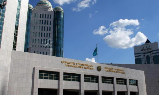 Tótenshe jaǵdaı kezinde turaqtylyqty qamtamasyz etýge baǵyttalǵan zań jobasy qaraldy