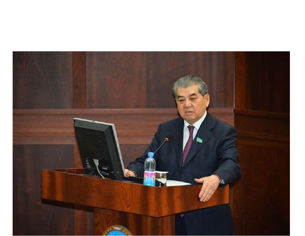 Qýanysh Sultanov: Adam da, qoǵam da ózgeredi