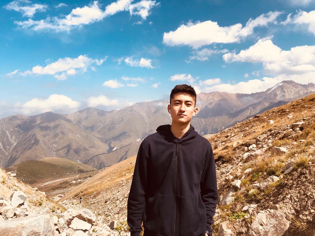 Mektep oqýshysy Fordham University grantyn jeńip aldy